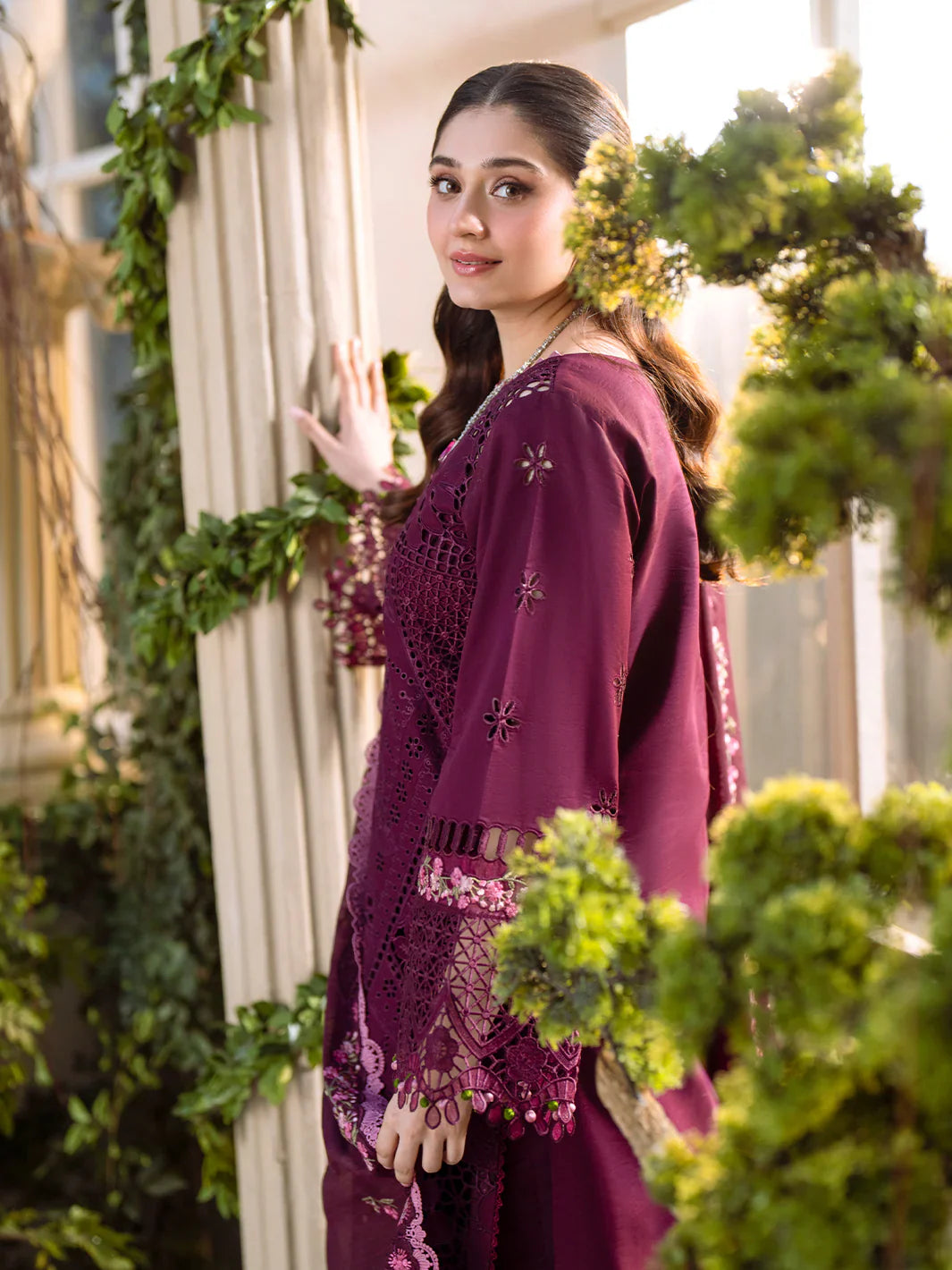 Binilyas Fareesia Luxury Embroidered Lawn 3pc