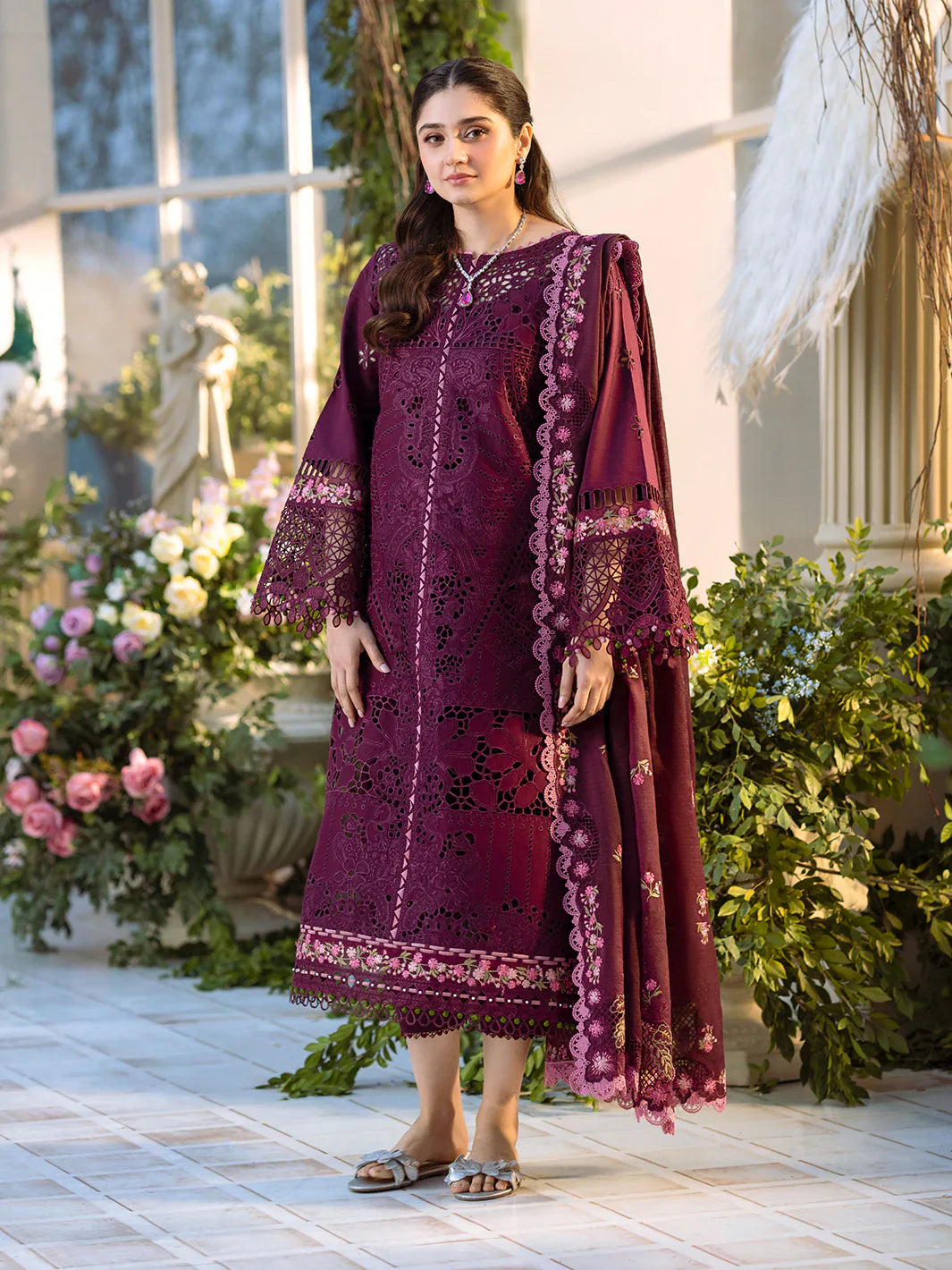 Binilyas Fareesia Luxury Embroidered Lawn 3pc