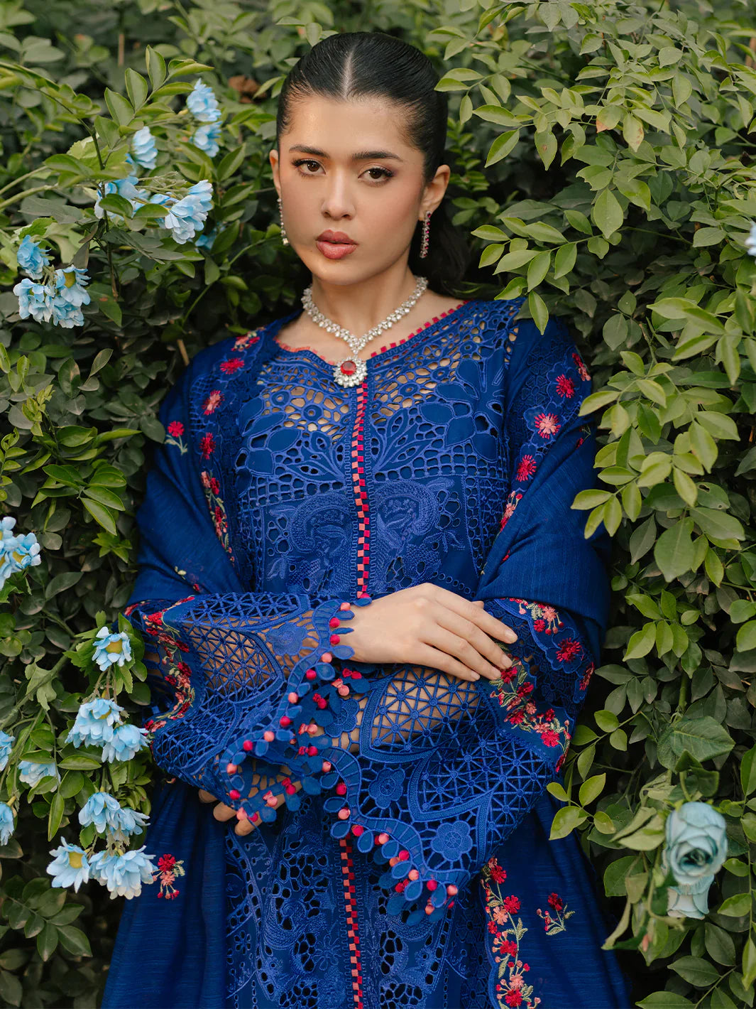 Binilyas Fareesia Luxury Embroidered Lawn 3pc