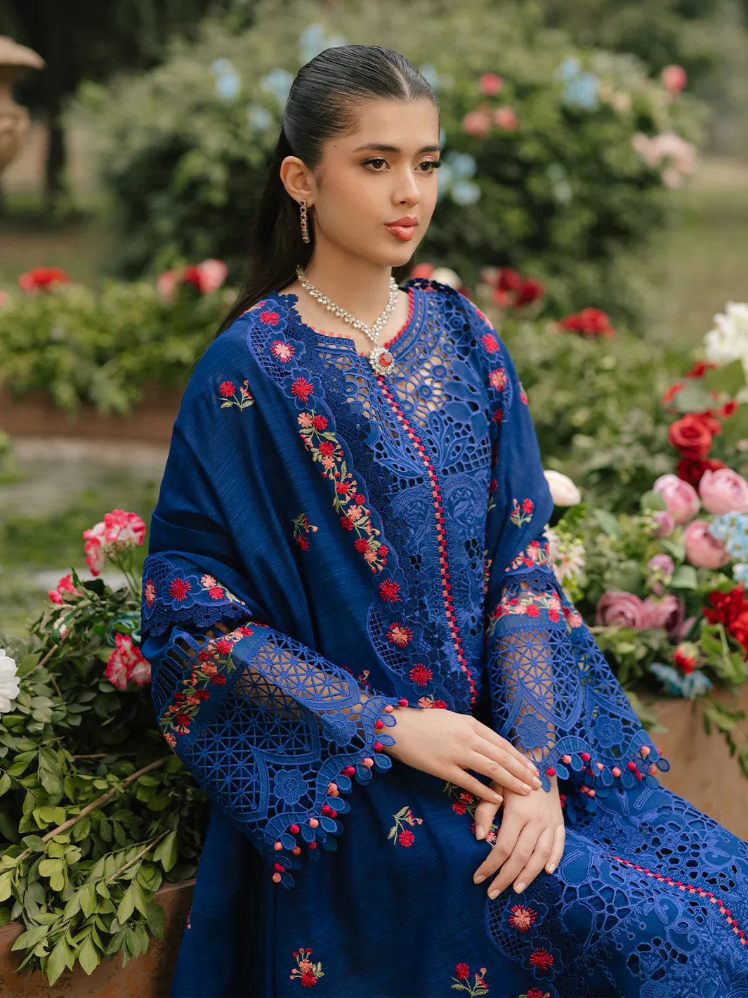 Binilyas Fareesia Luxury Embroidered Lawn 3pc