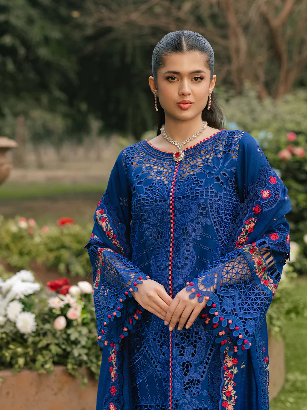 Binilyas Fareesia Luxury Embroidered Lawn 3pc