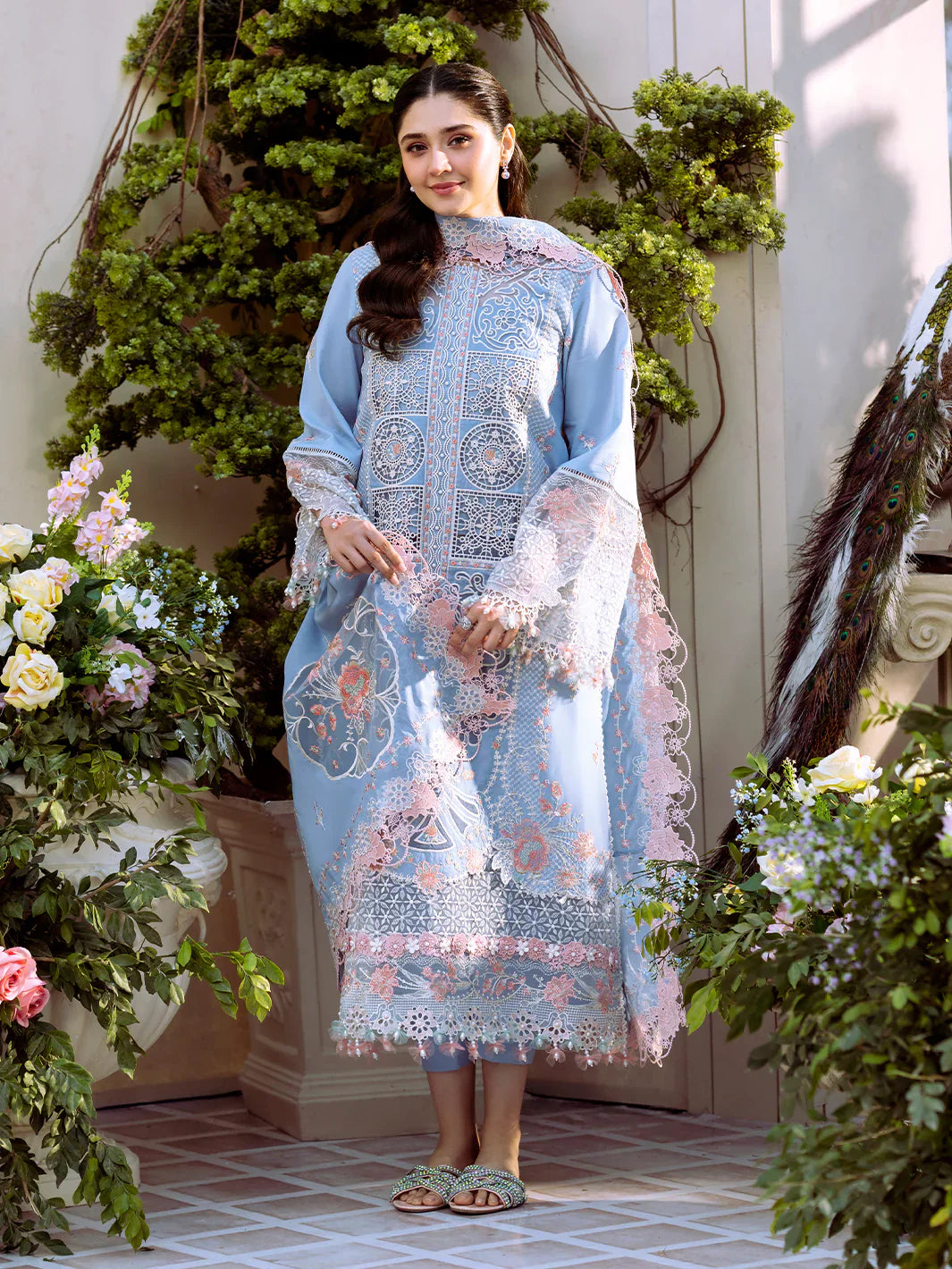 Binilyas Fareesia Luxury Embroidered Lawn 3pc