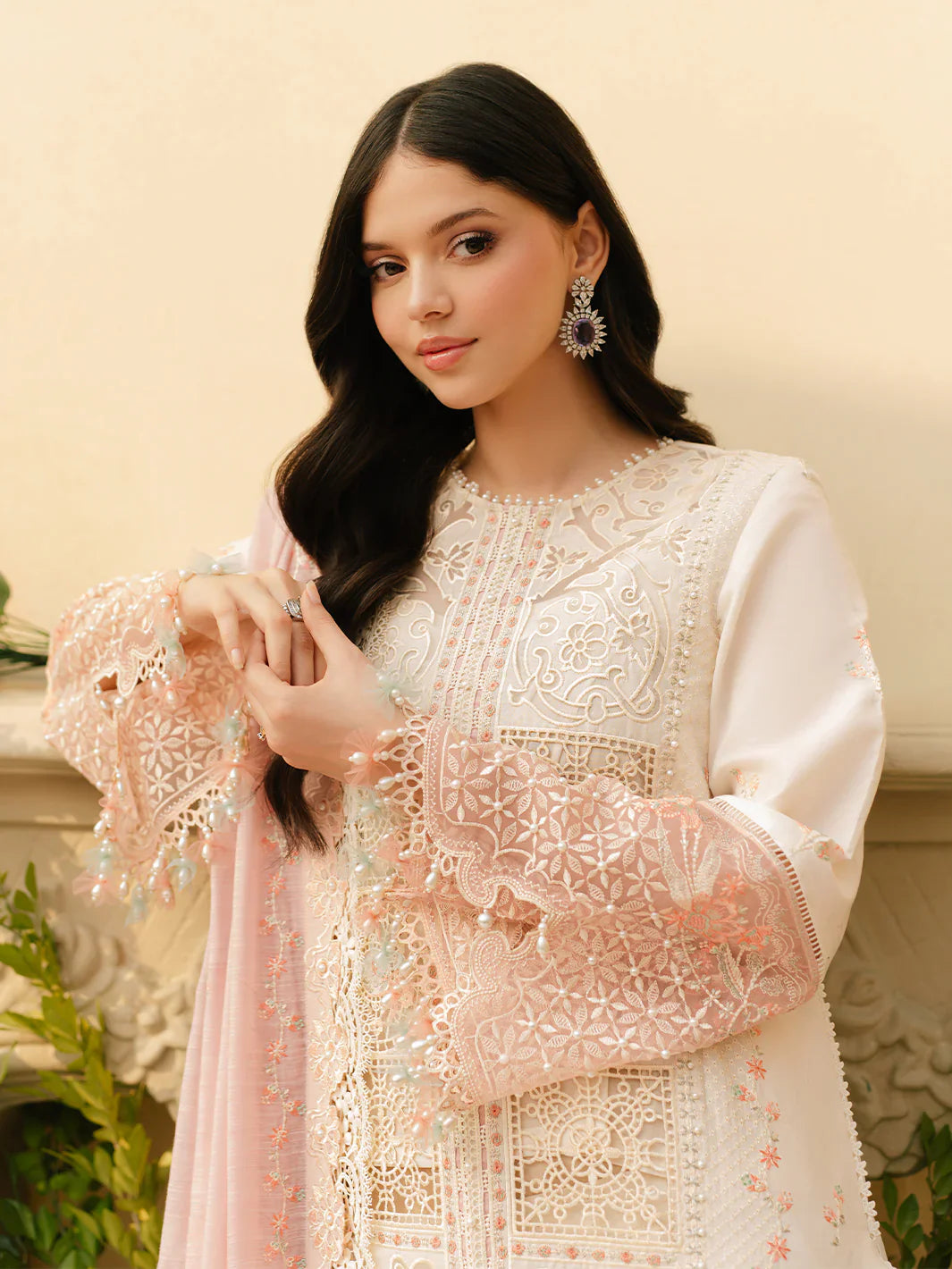 Binilyas Fareesia Luxury Embroidered Lawn 3pc