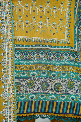 Jaffrani CHAP-15 Unstitched Embroidered Lawn 3pc