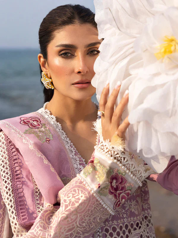 Mahnur Sirene Luxury Embroidered Lawn 3pc