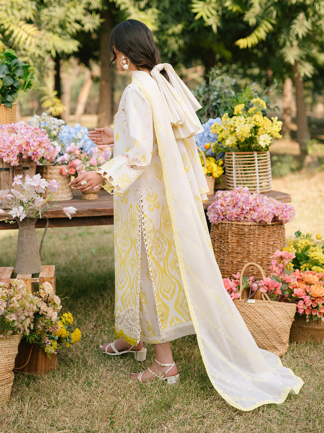 Parishay Bloom IVY-03 | 3 PC Luxury Lawn | Unstitched