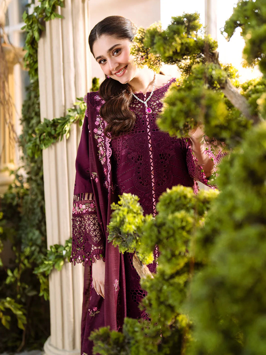 Binilyas Fareesia Luxury Embroidered Lawn 3pc