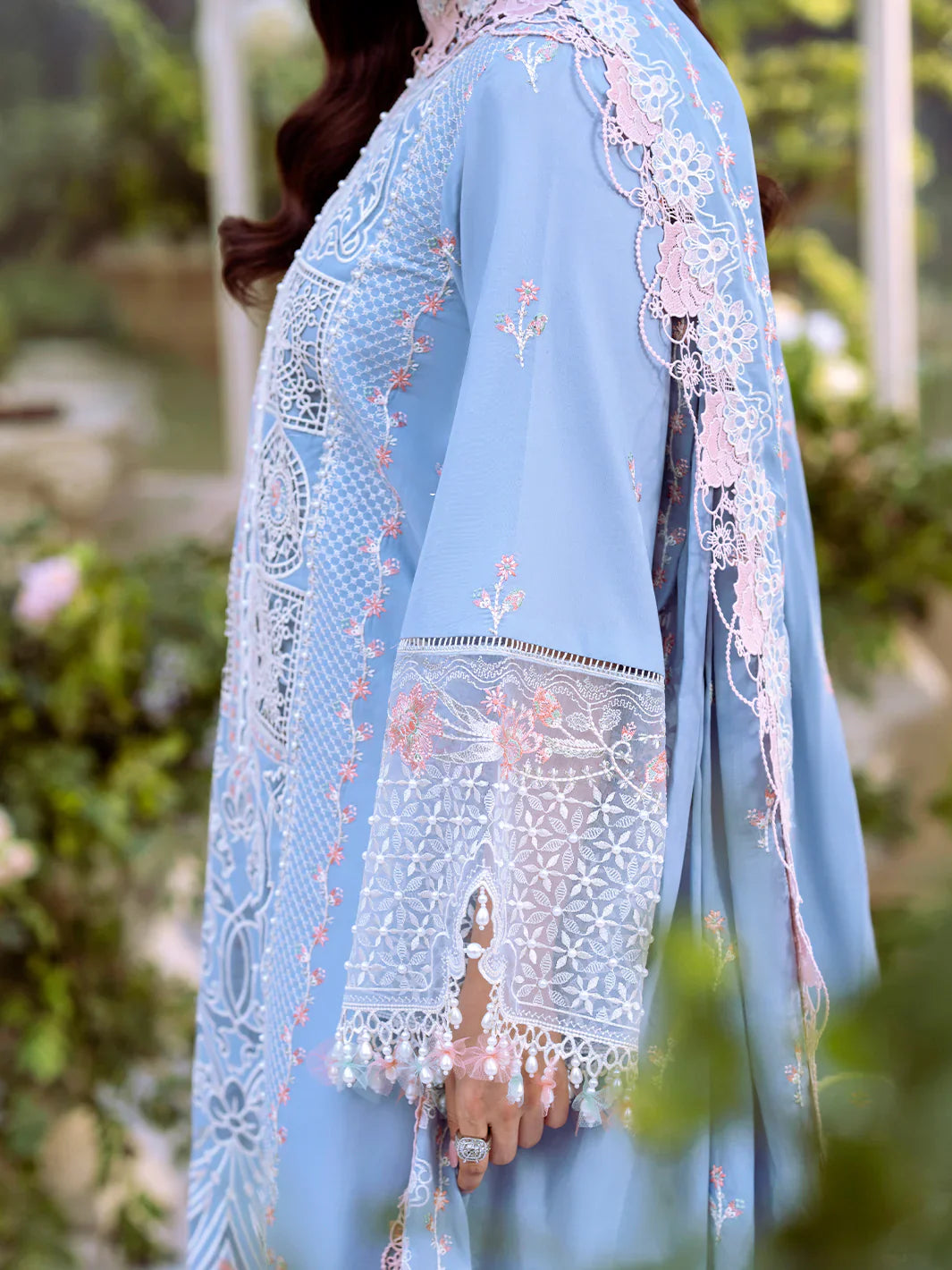 Binilyas Fareesia Luxury Embroidered Lawn 3pc