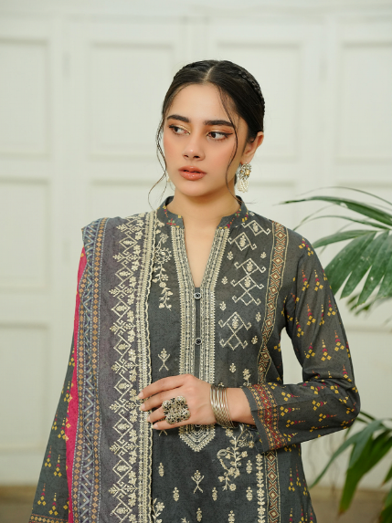 Jaffrani CHAP-15 Unstitched Embroidered Lawn 3pc
