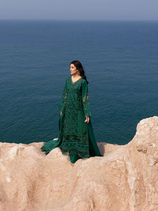 Mahnur Sirene Luxury Embroidered Lawn 3pc