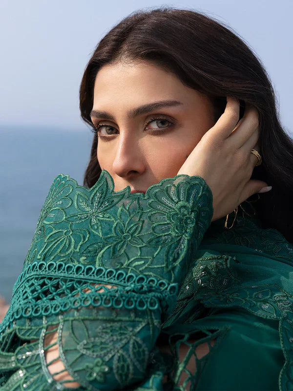 Mahnur Sirene Luxury Embroidered Lawn 3pc