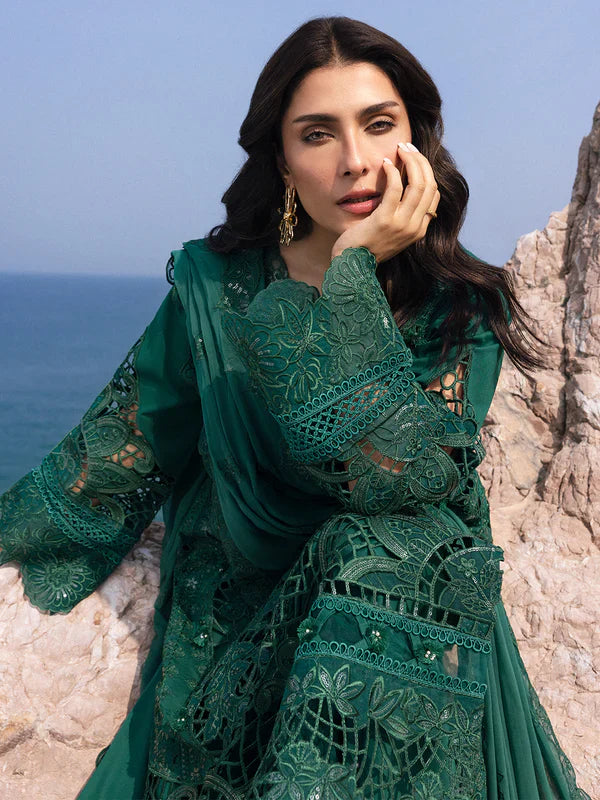 Mahnur Sirene Luxury Embroidered Lawn 3pc
