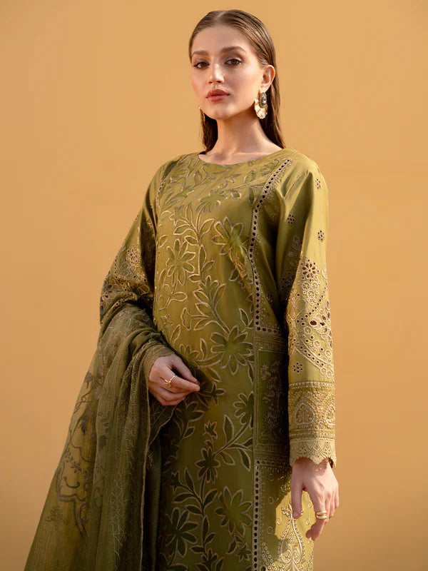 Mahnur Sirene Luxury Embroidered Lawn 3pc