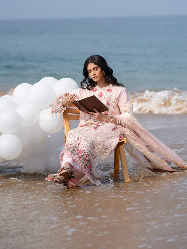 Mahnur Sirene Luxury Embroidered Lawn 3pc