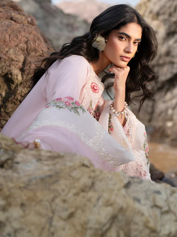 Mahnur Sirene Luxury Embroidered Lawn 3pc