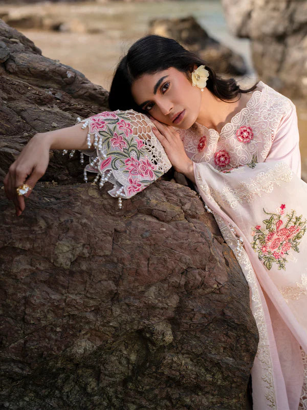 Mahnur Sirene Luxury Embroidered Lawn 3pc