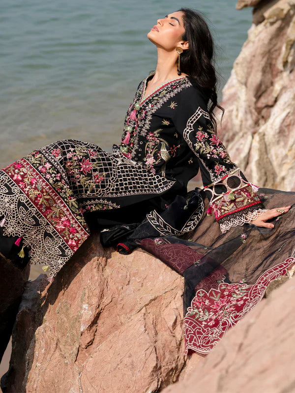 Mahnur Sirene Luxury Embroidered Lawn 3pc