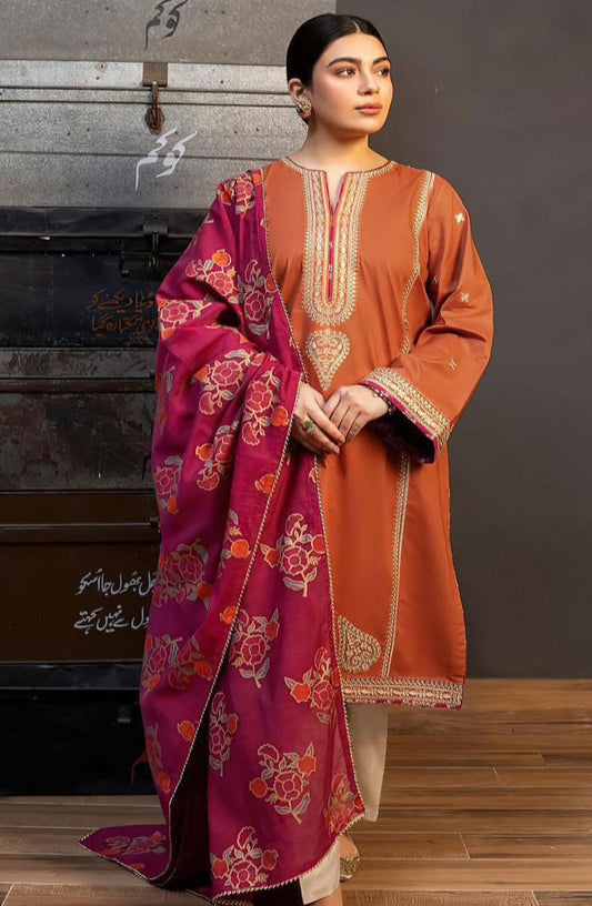 Embroidered Lawn 3PC Unstitched Suit / DF-LWN-17