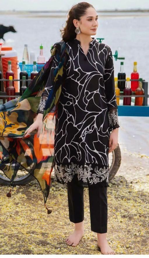 Embroidered Lawn 3PC Unstitched Suit / DF-LWN-32